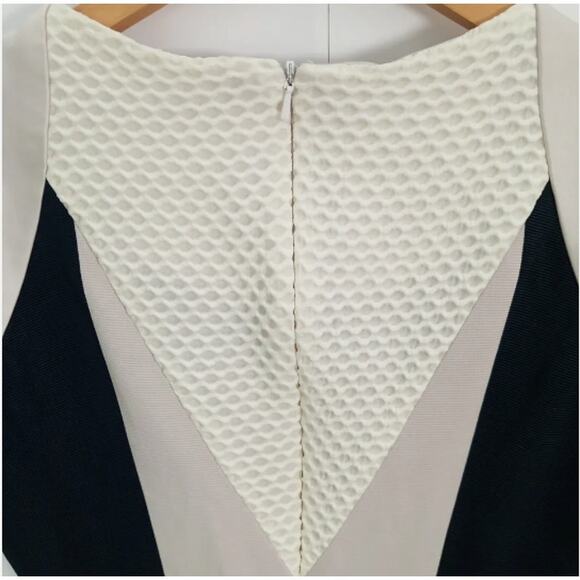 Karen Millen Knot Neckline Pencil Dress - Black, White, and Tan/Champagne 6 - Picture 5 of 14